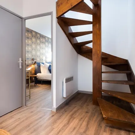 Apartment N1 Des Etudes Cosy Duplex Netflix Balcon Conciergeriedamecarcas Carcassonne