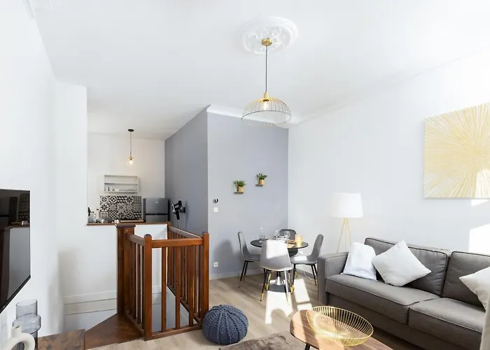 N1 Des Etudes Cosy Duplex Netflix Balcon Conciergeriedamecarcas Apartment Carcassonne