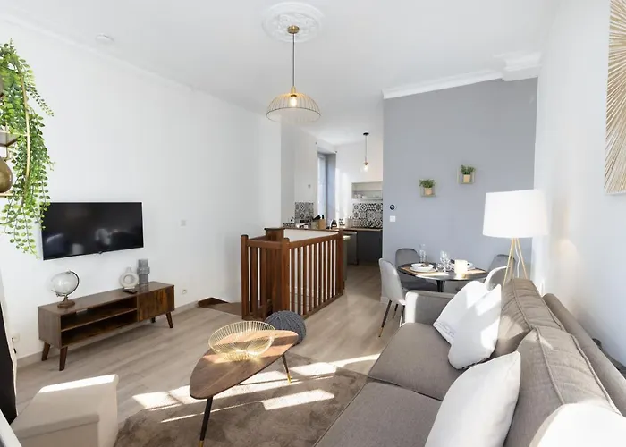 N1 Des Etudes Cosy Duplex Netflix Balcon Conciergeriedamecarcas *